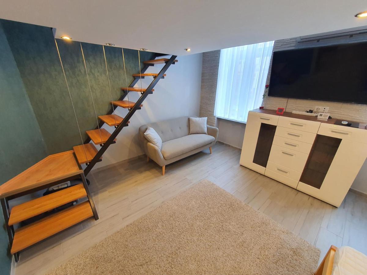 Belvárosi Exkluzív Loft Debrecen Esterno foto